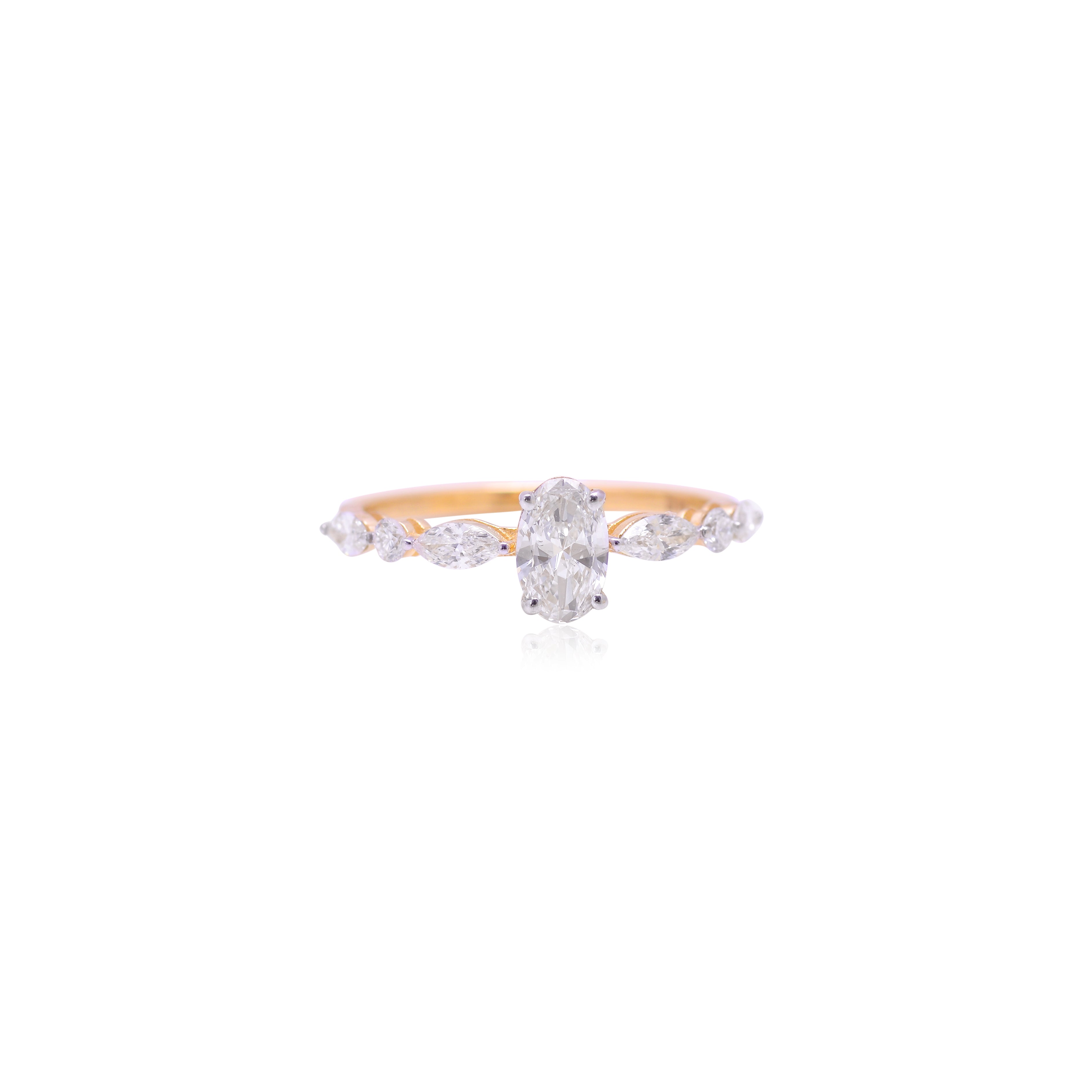 4K GOLD OVAL DIAMOND RING